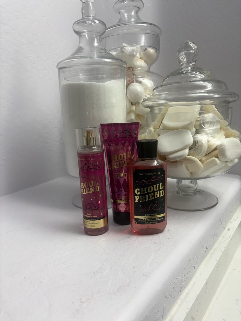 Bath & Body Works Ghoul Friend Pink & Black Bath & Body Set